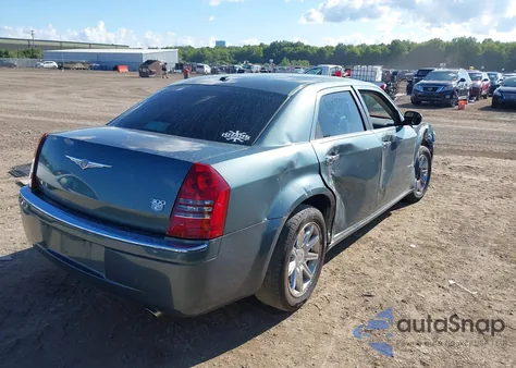 2006 Chrysler 300C z USA, uszkodzony, nr VIN 2C3KA63H26H246888